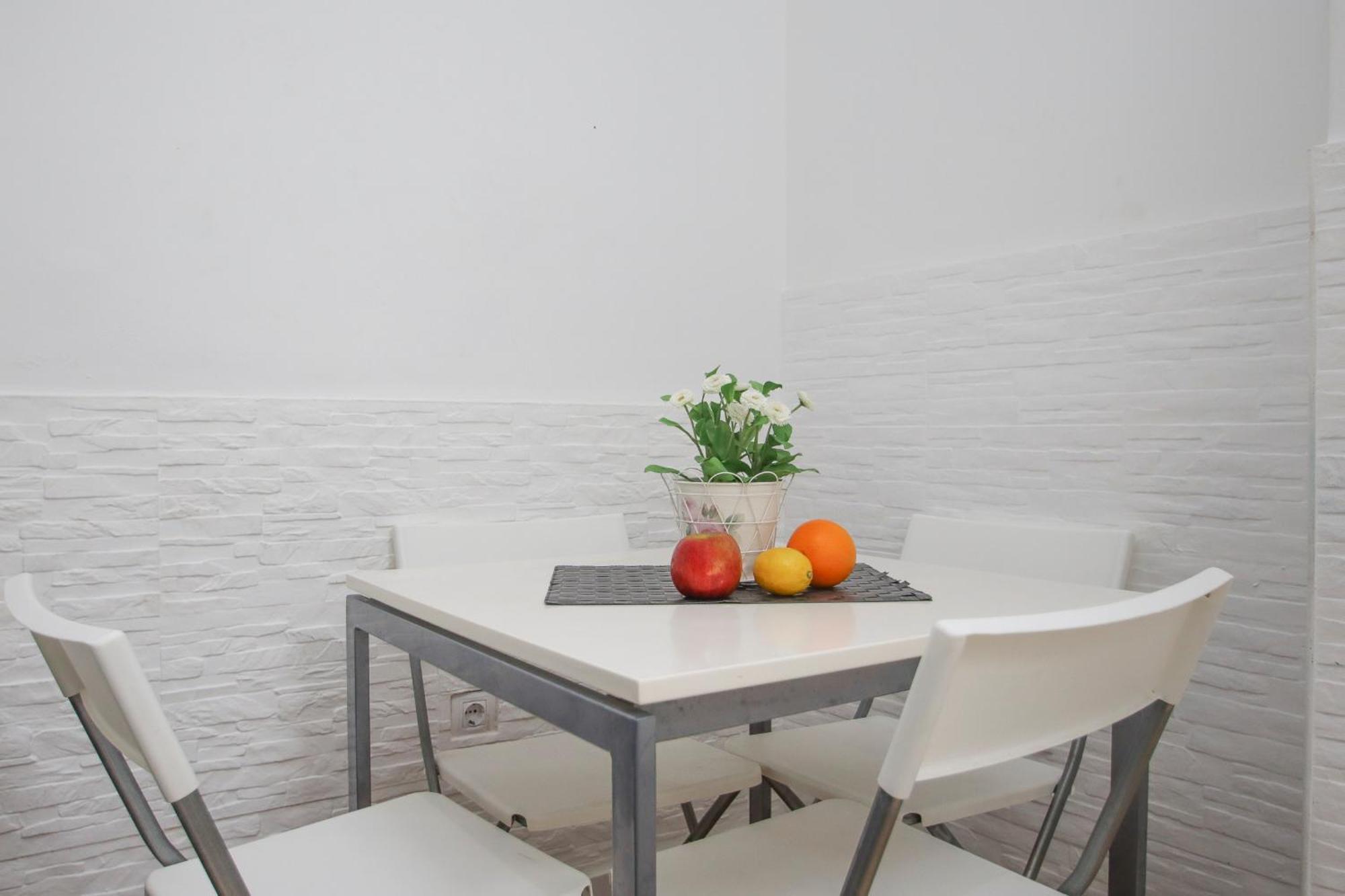 Lovely Apartment In The Old Town Of เซบีญา ภายนอก รูปภาพ
